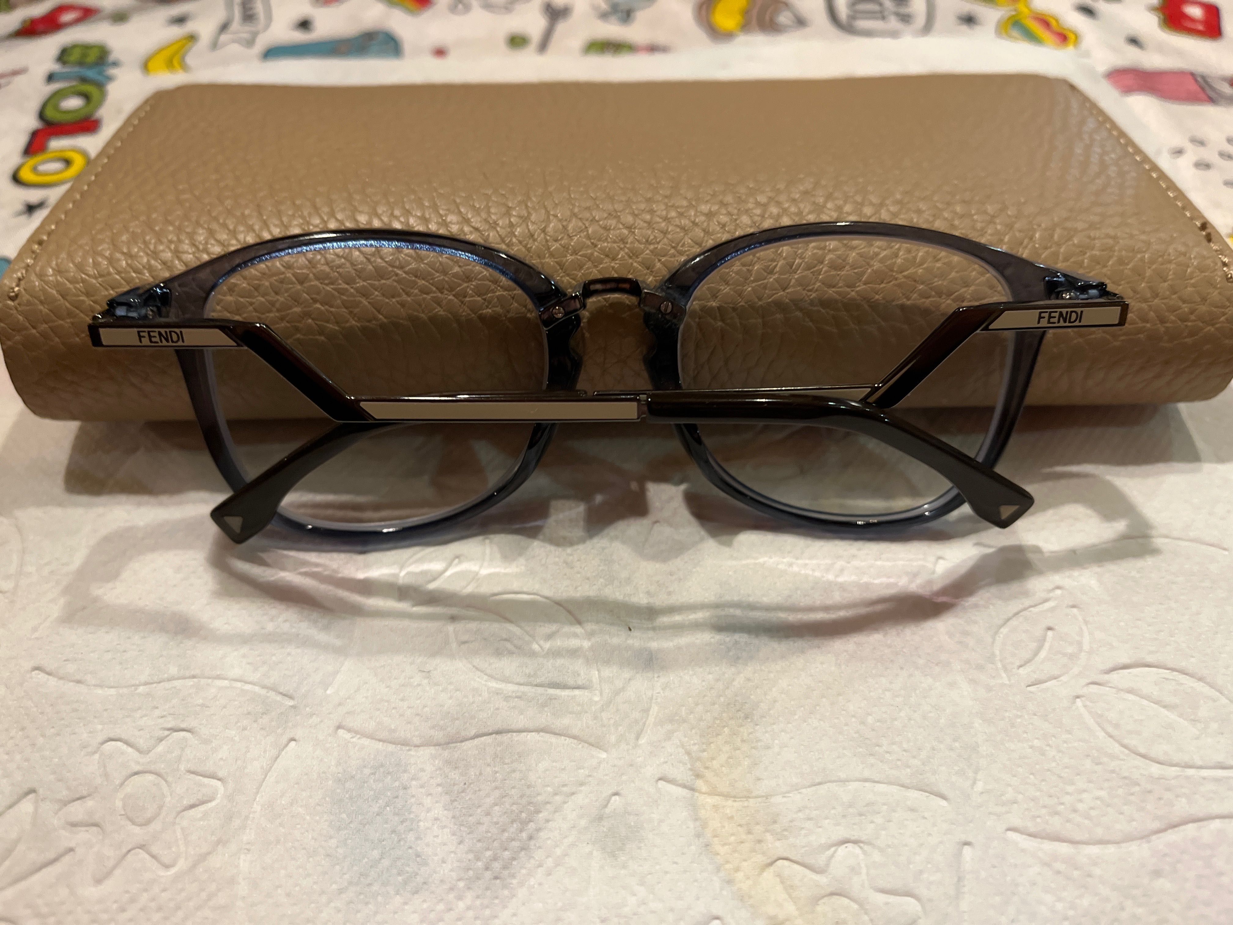Fendi диоптрични очила