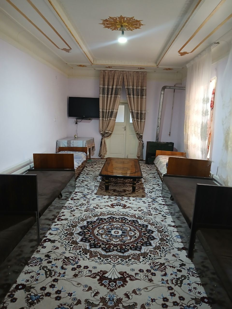 Qizlarga ijaraga uy beriladi