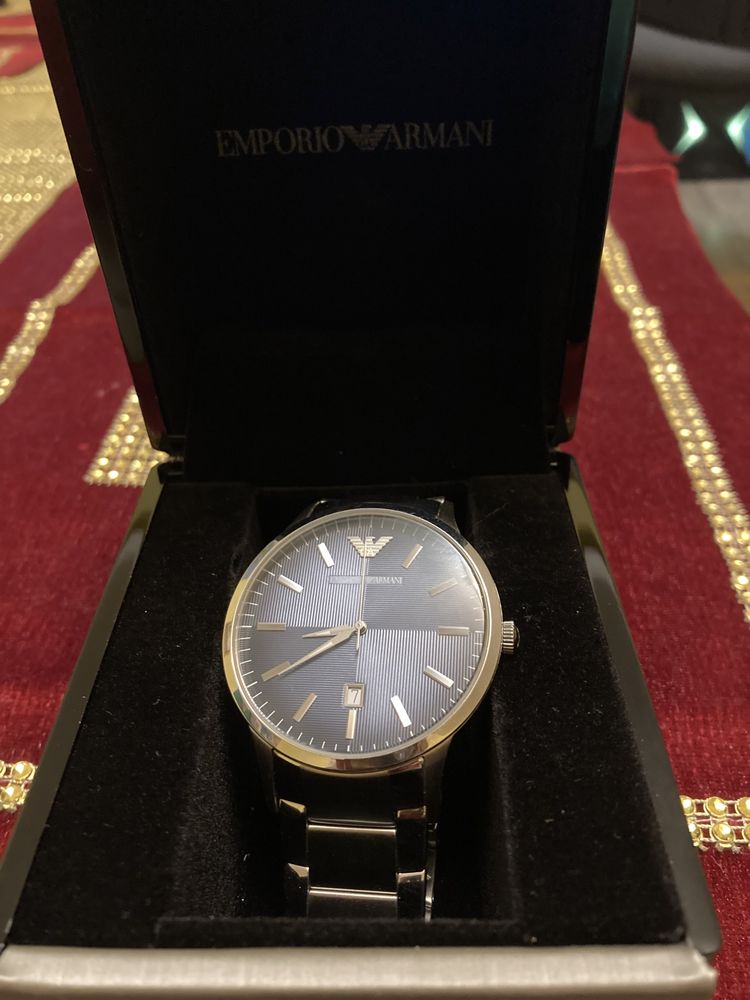 Часовник Emporio Armani