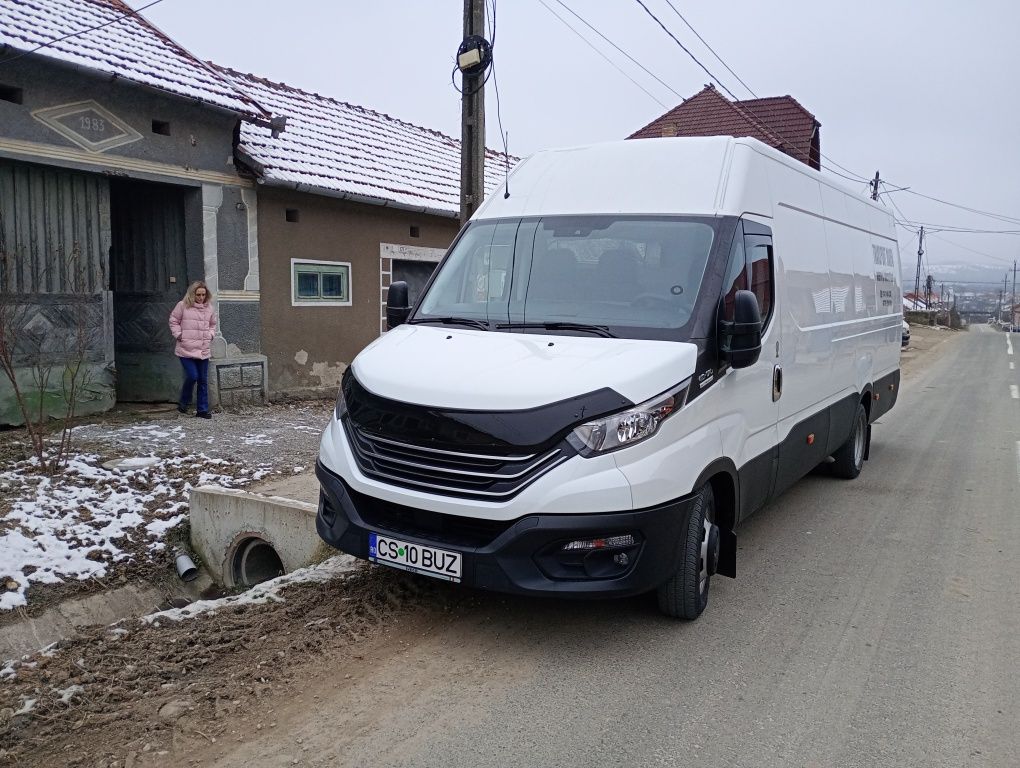 Iveco Daily 3.0 HI-Matic (8 trepte),categoria B,lungime 5.15 m