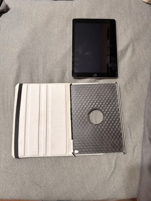 iPad Air 2 A1567 Wi-Fi SiM 16гб 2 рам 9.7 инча 4 ядрен батерия 7340 Am