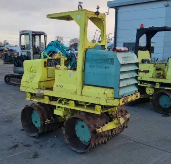 Vand/inchiriez cilindru compactor termic Rammax Rw2900 picior oaie 3T