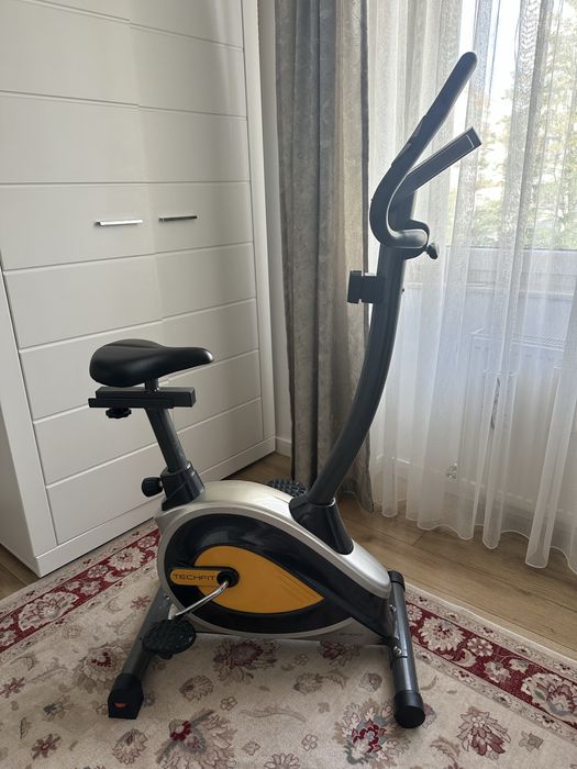 Bicicleta pentru fitness