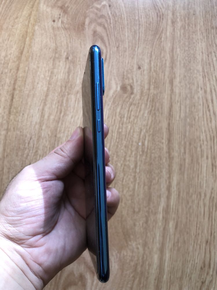 Huawei P30 lite peacock blue 128 gb 4 gb ram БЕЗ БАРТЕРИ