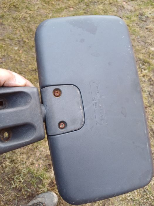 Pachet volvo:far dreapta volvo,oglinda,oglindă pe ușa,.