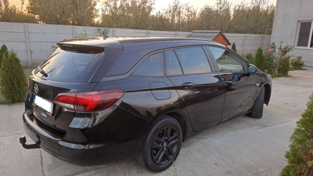 Opel Astra K 2018 - inmatriculat
