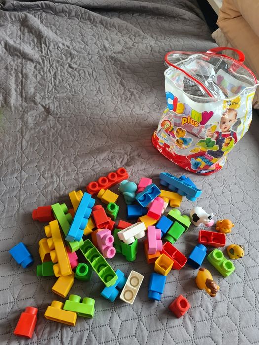 Детски играчки 1-1.5 год - 10 лв брой