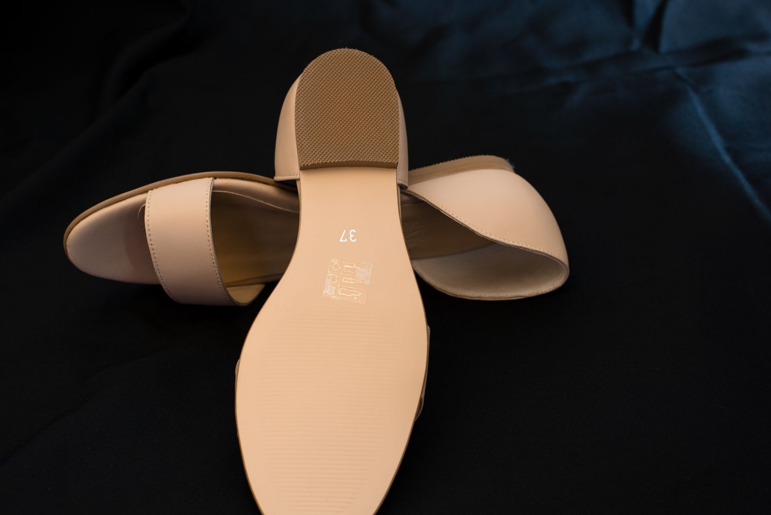 Sandale elegante personalizate, culoare nude