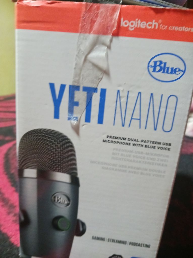 Microfon YETI NANO BLUE(Logitech) din Carbon