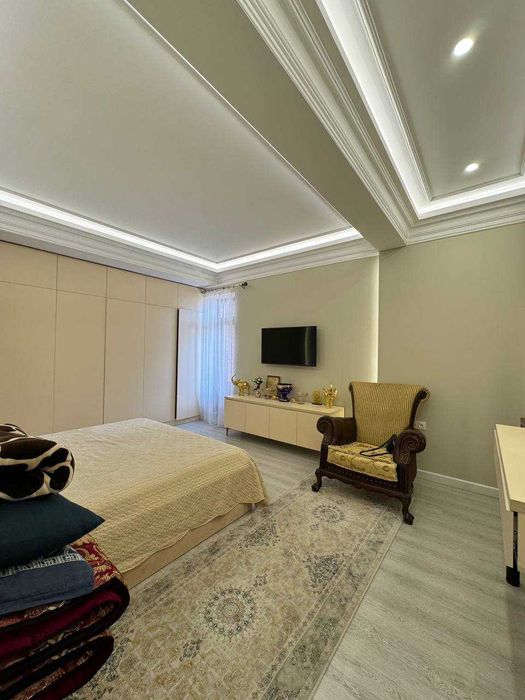 Просторный дуплекс 192 м² с 5 комнатами и 2 балконами | Family House