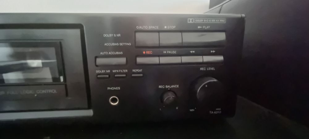 Onkyo TA - 6310 касетен дек