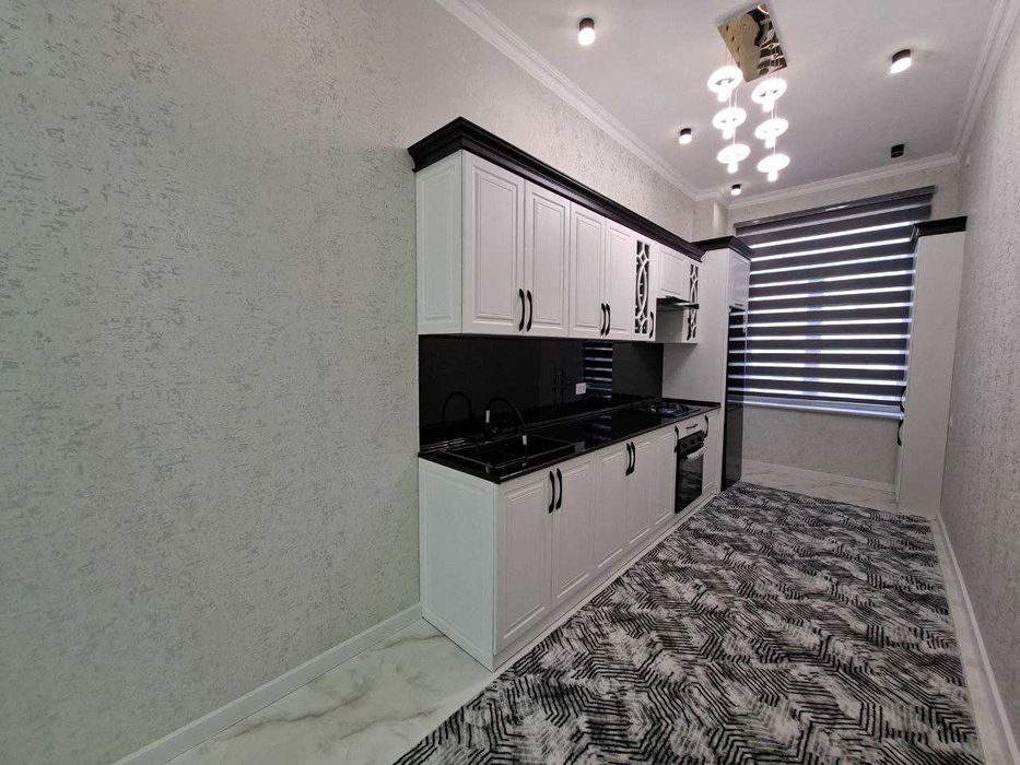 3х комнатная квартира на 4 этаже 103кв/м, в Самарканде