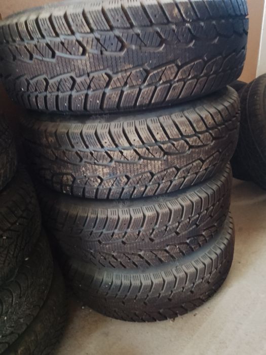 Джанти с гуми за Сузуки Гранд Витара 235/70/16