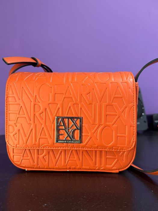 Armani Exchange дамска чанта