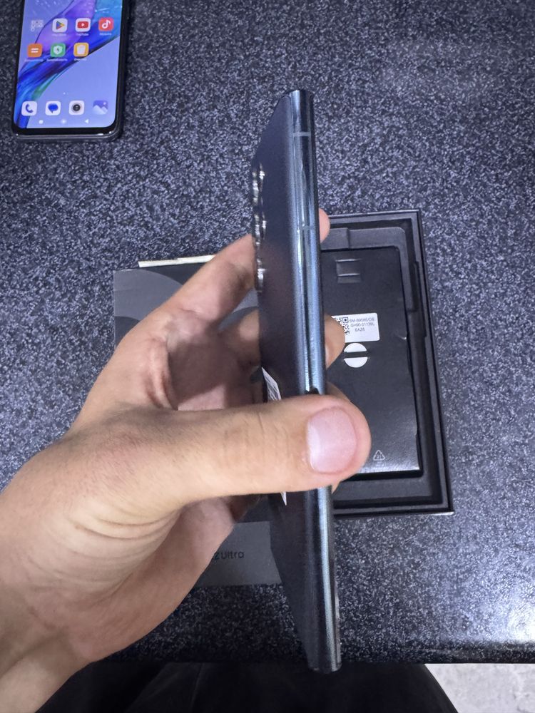 samsung s22 ultra pamit 12.256g ideal holatda karopka dak bor