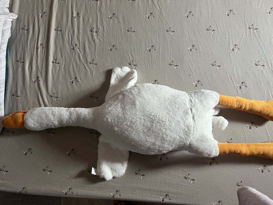 Vand gasca nou de plis foarte mare