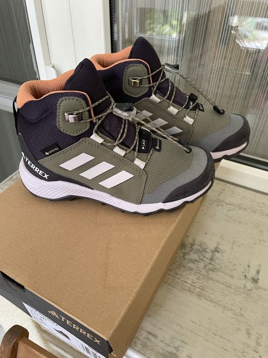 Adidas Terrex MID GTX Детски зимни обувки