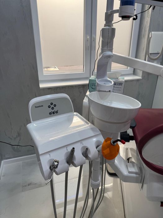 Unit dentar SUNTEM ST-D560