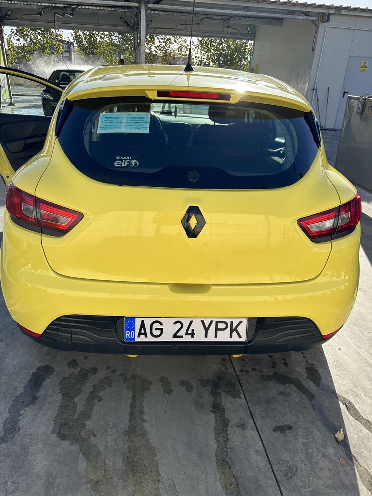 Vand Renault Clio 1.2 benzina 2013 cu 130.000 km reali