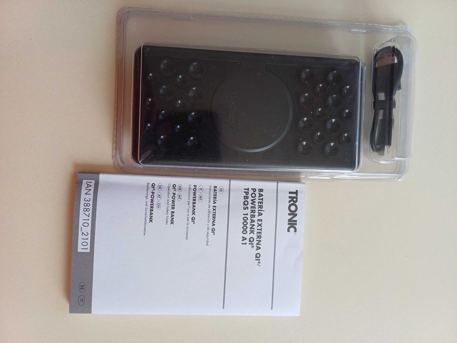 Baterie externa, 10000 mAh, noua