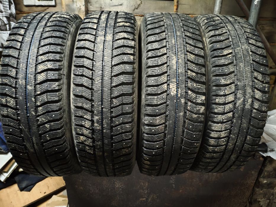 Продам зимнюю резину r15