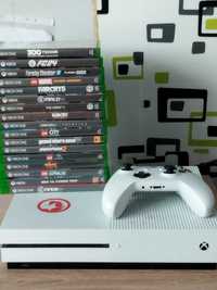 Vând Xbox One S in stare buna cu tot cu jocuri