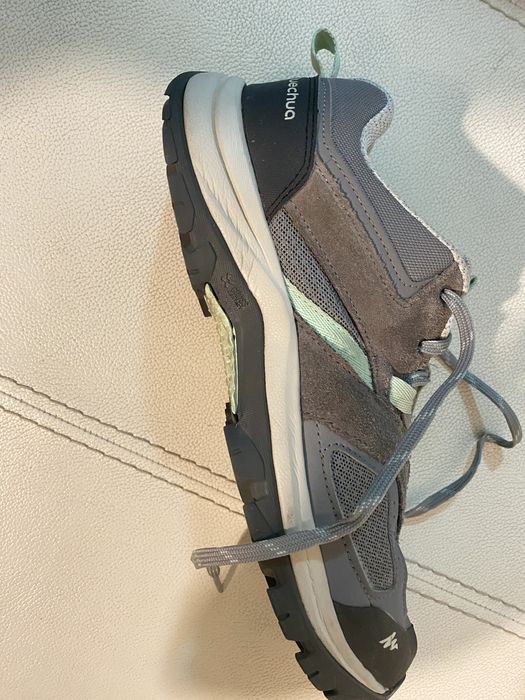 Incaltaminte sport de drumetie Quechua