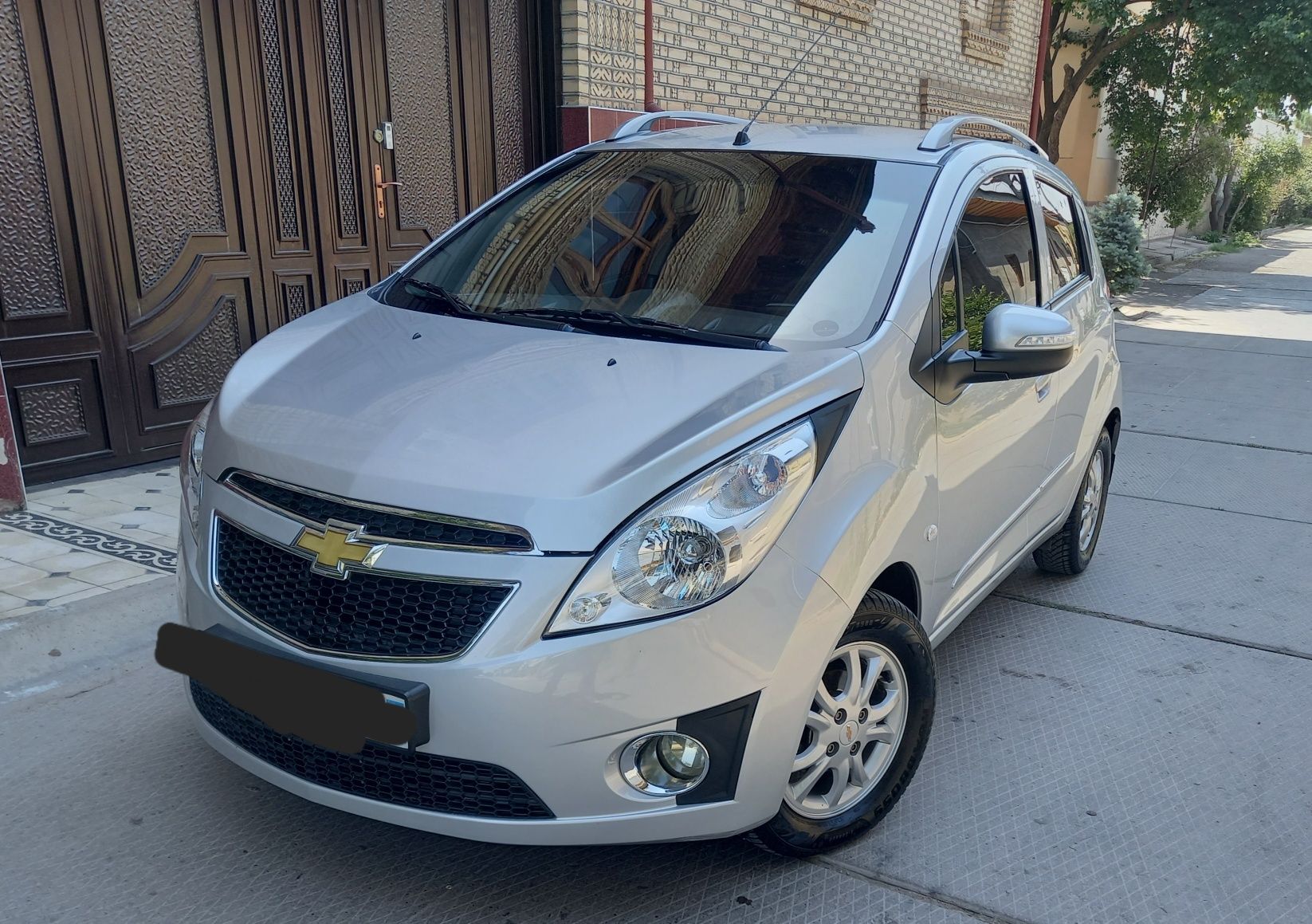 2014 2 poz spark sotiladi