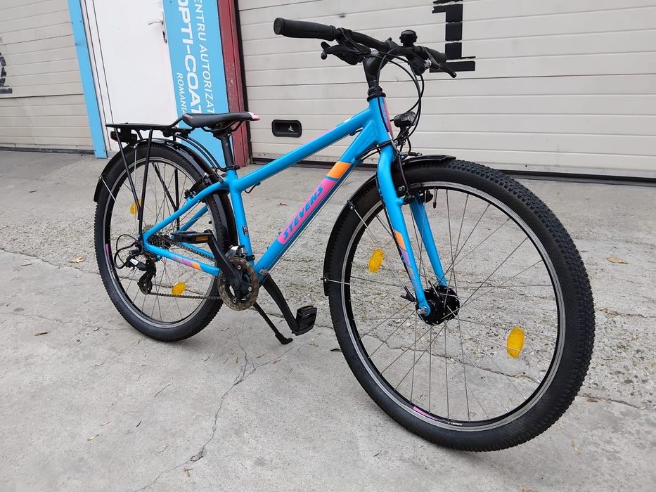 Vând bicicleta din aluminiu