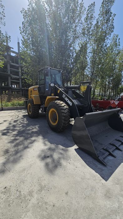 Погрузчик 1.8куб рычаг ЛИЗИНГ