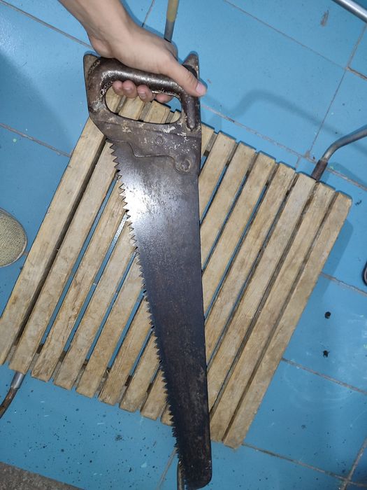 Пила ножовка советская