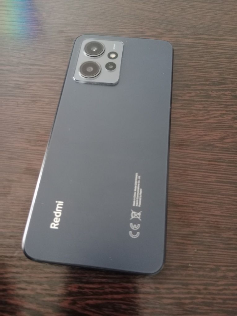 Xiaomi note 12 sotiladii. Xotirasi 8+4/128