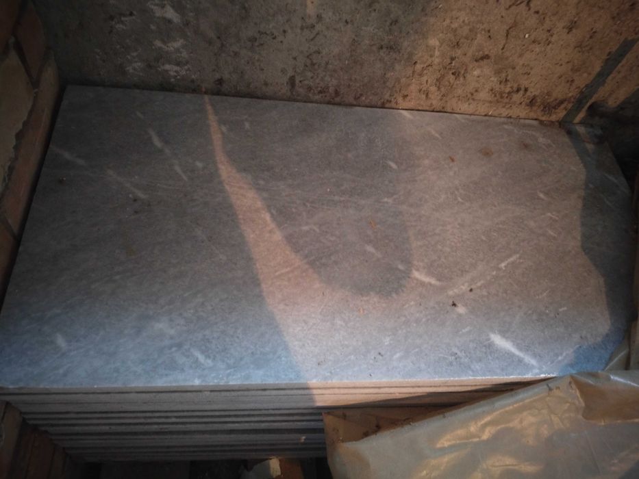 Сив мрамор блокчета