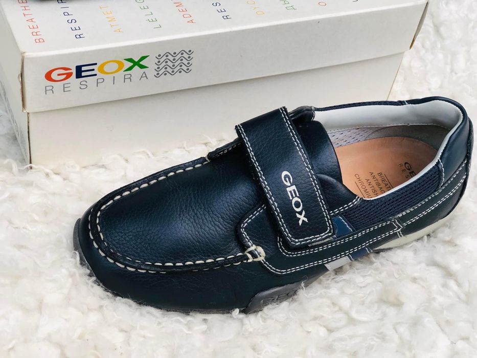 Adidasi baiat GEOX-marimea 35-36,inter23cm,Piele,nu ghete Salomon