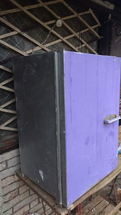 Продавам хладилник