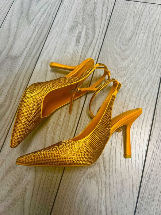 Pantofi Stiletto Sandale Bershka 38 Corai Portocalii Strasuri