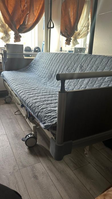 Pat spital rabatabil electric Unizdrav 2024