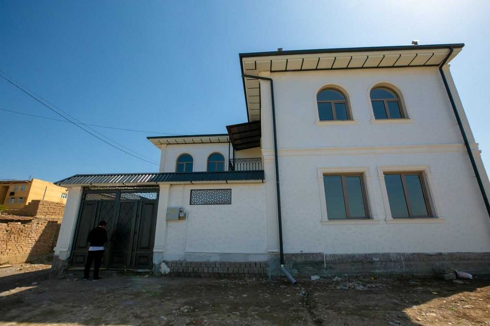 Новый дом 6 комнат 2.2 сотки махалля Бинокор