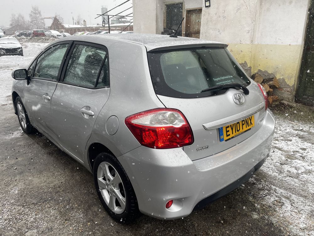 На Части Toyota Auris 1.6 ValveMatic 132к.с 2011г. НА ЧАСТИ