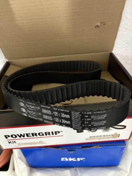 Ангренажен ремък в комплект с водна помпа