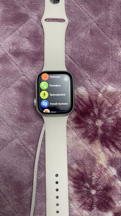Продается apple watch,в идеальном состоянии