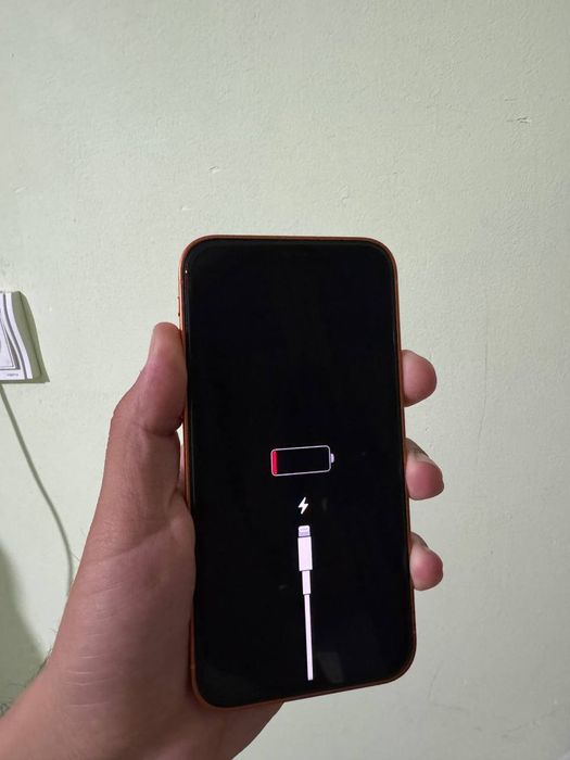 Iphone Xr . 17 pro qilingan