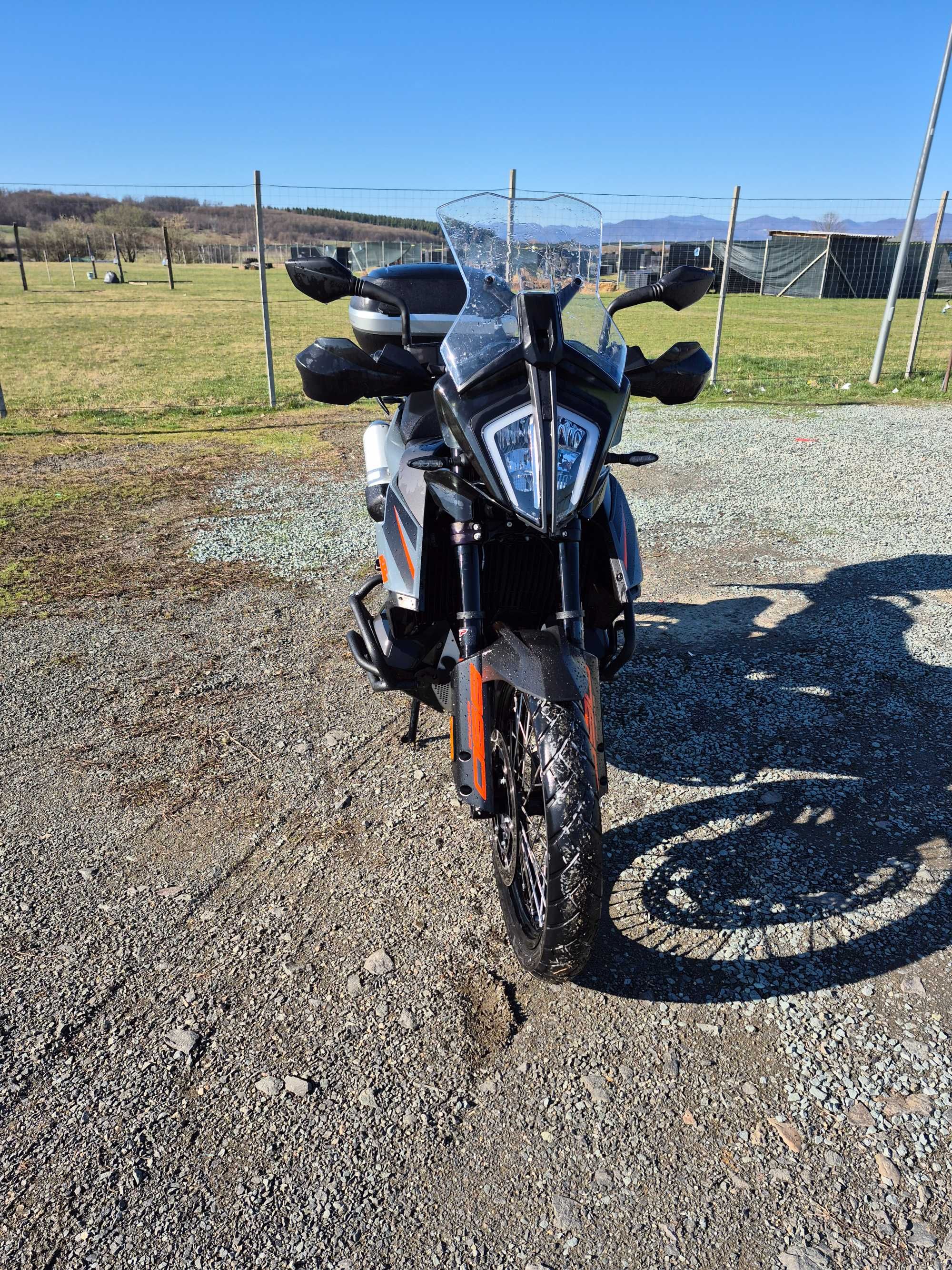 Ktm adventure 890 2022