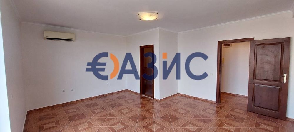 Продава се Четиристаен апартамент в Свети Влас - 247 кв.м за 1008 €/кв.м - Снимка #2