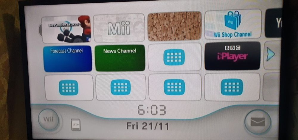 Vând Nintendo Wii Ediție Super Mario Bros 25th Anniversary