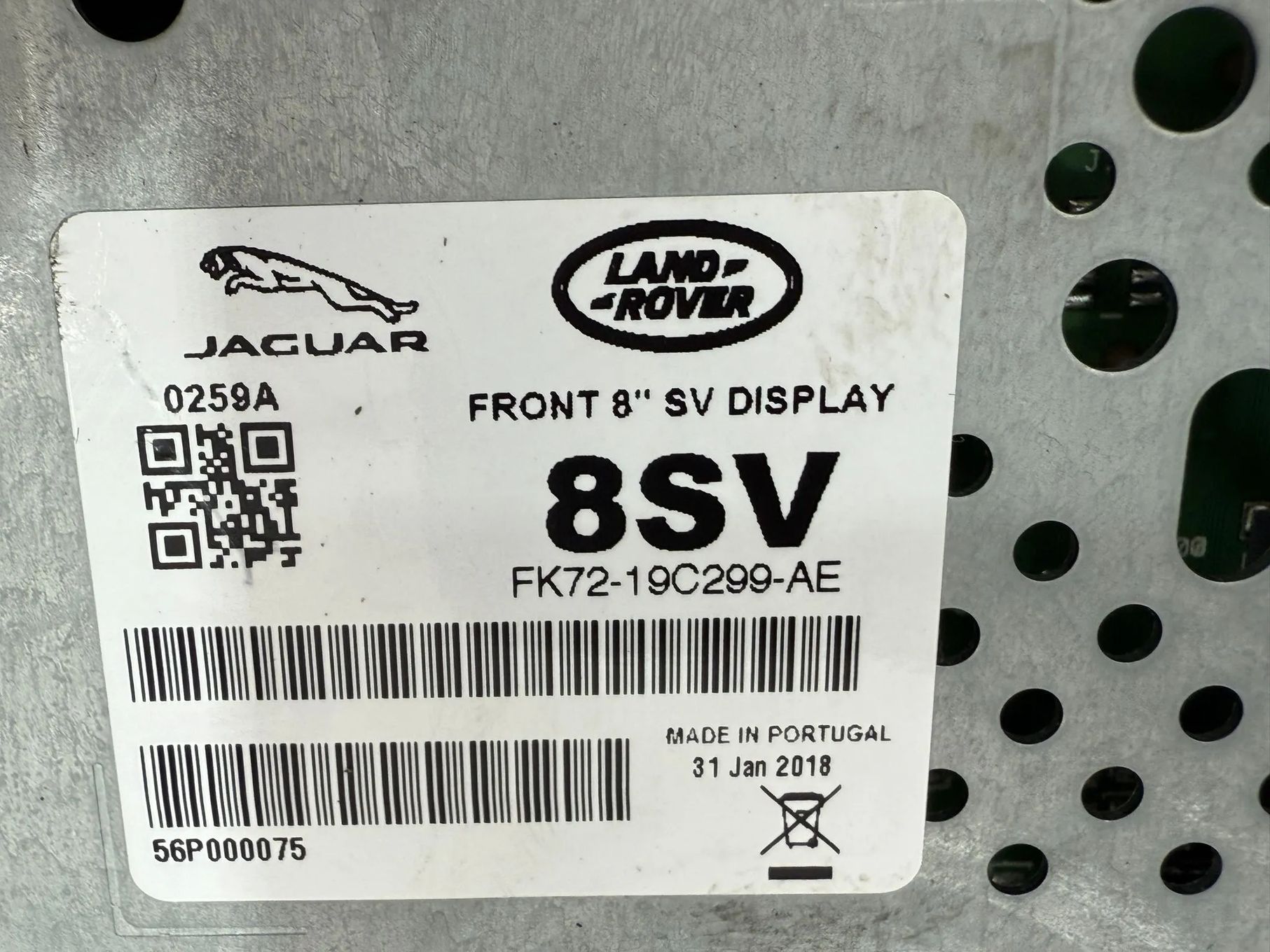 DISPLAY NAVIGATIE 8" / ECRAN TACTIL JAGUAR F-PACE X761 2018 2.0 DIESEL / 5 USI COD OEM FK72-19C299-AE J9C12401 56P000075 2016-2020