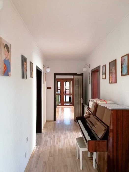 Inchiriez casa/vila Tartasesti/Gulia, la 20 km  de centrul Bucuresti