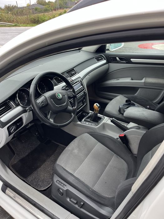 Skoda superb 2011 greenline