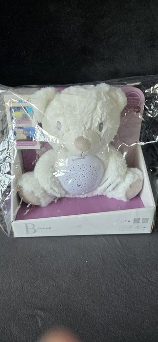 Плюшена играчка с проектор и музика