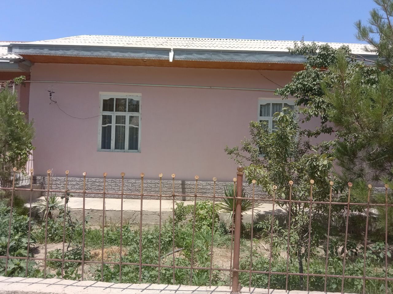 Umidda xovli sotiladi